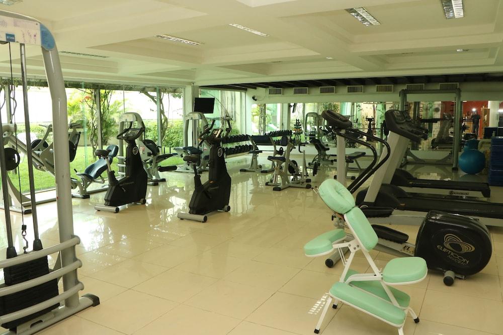 Hotel Atlântico Búzios Convention Esterno foto A gym in a hotel