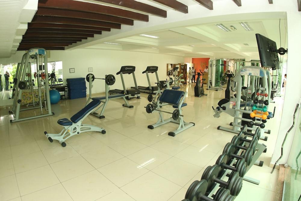 Hotel Atlântico Búzios Convention Esterno foto A gym in a hotel